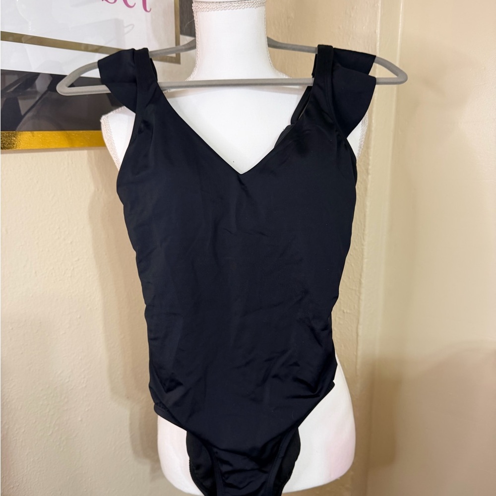 Elegant‎ Black One-Piece Swimsuit